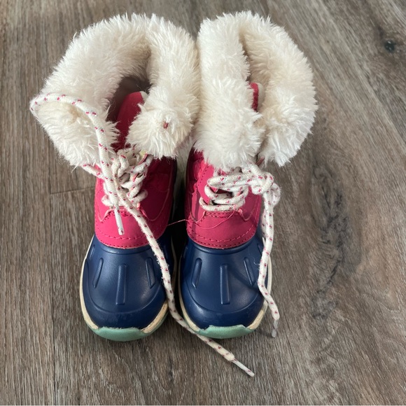 Carter’s boots - Picture 2 of 6